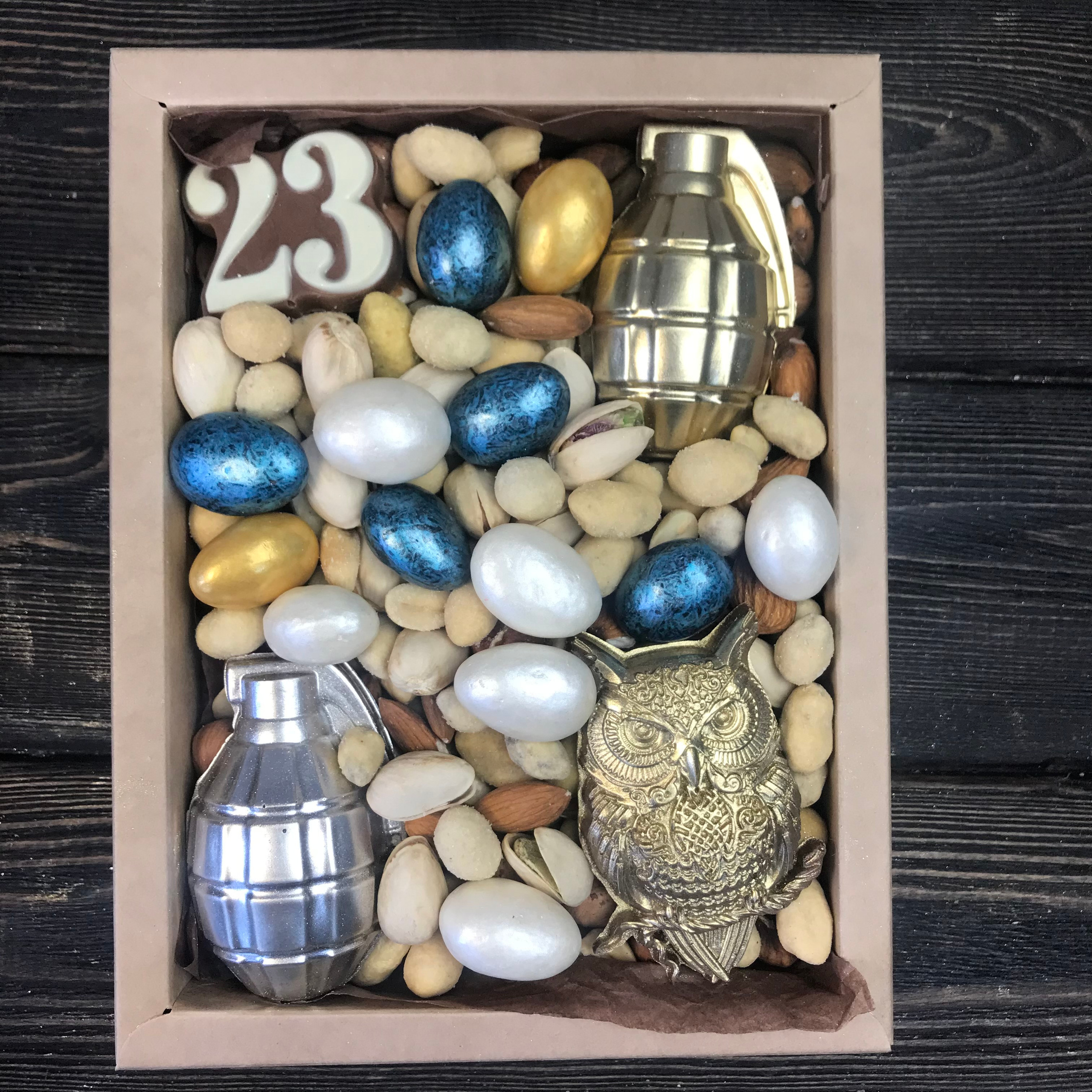 Фантазийный шоколад Сургут. Клубника в шоколаде в Сургуте