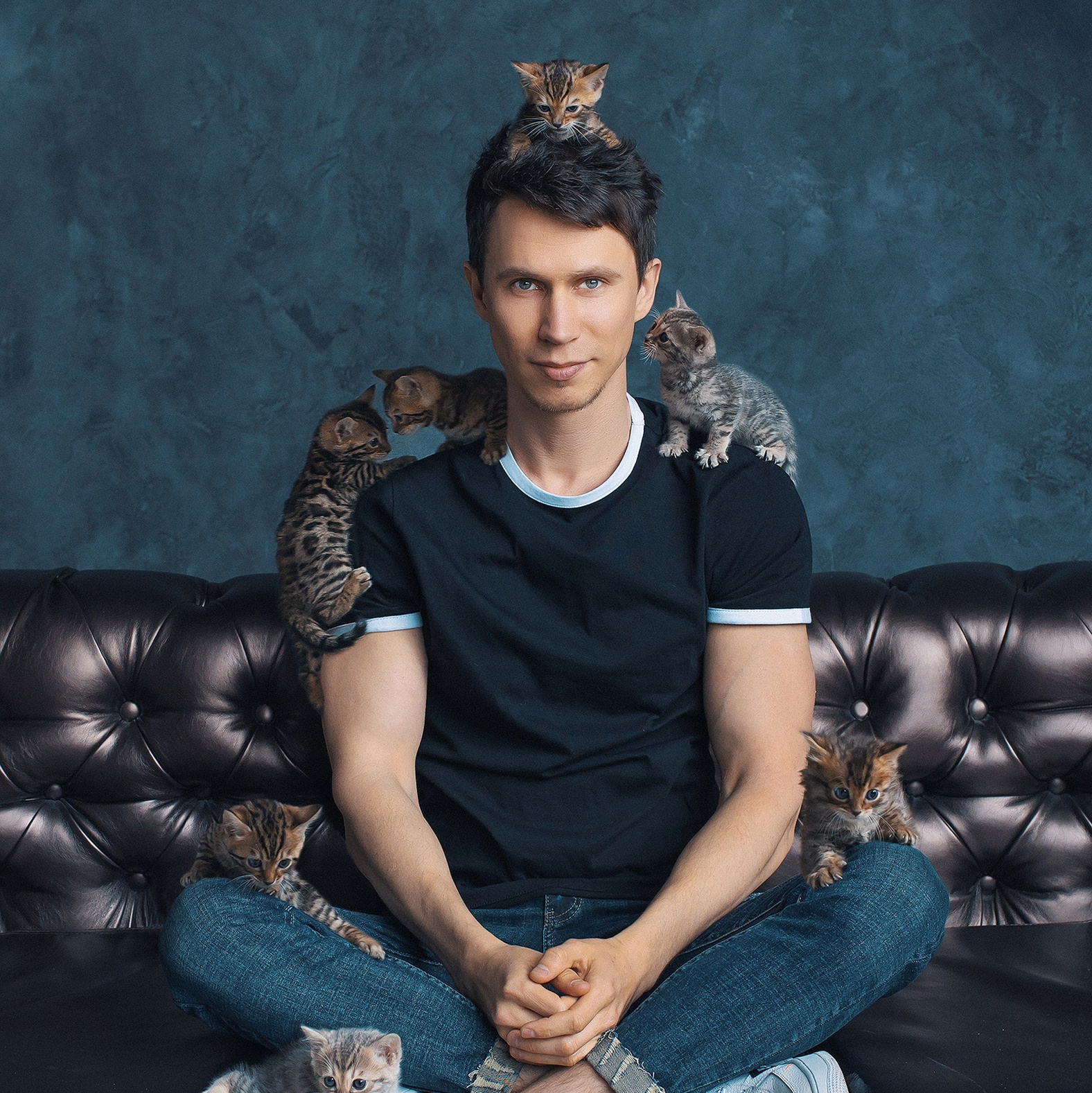 Контакты. Дмитрий Пульс — фотограф, видеограф, рилсмейкер, нейрокреатор=) Снимаю в Новороссийске, Анапе, Геленджике, Краснодару и по Миру