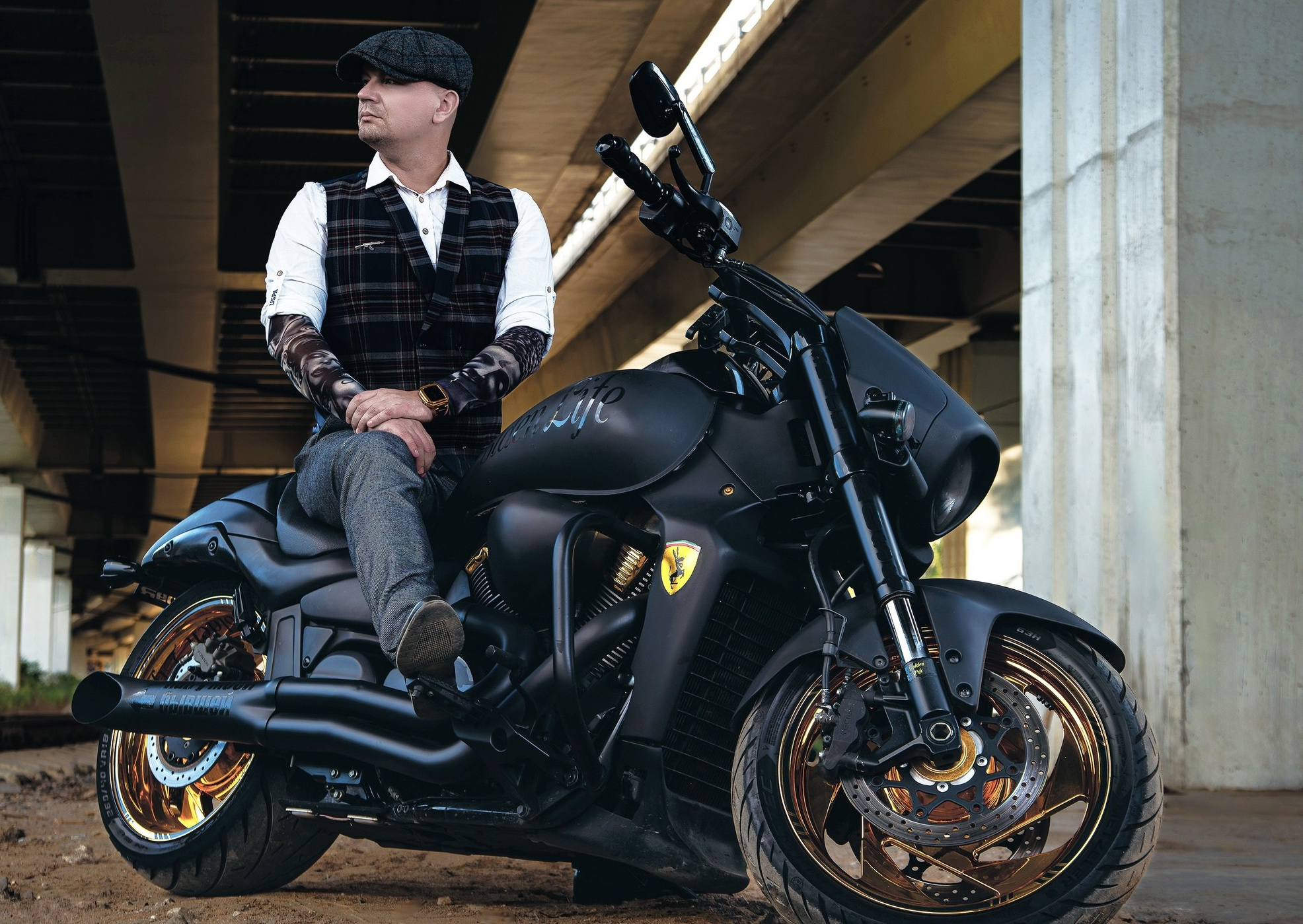 Календари FMHZ. FotoMotoHunterZ — фотографии мотоциклистов на улицах города