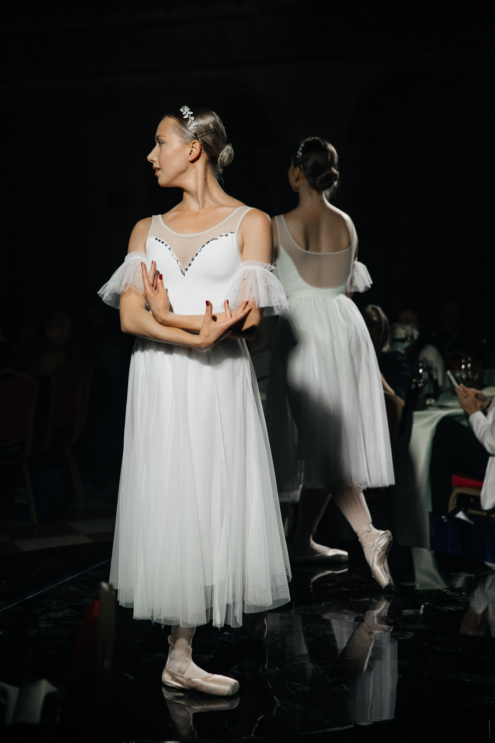 Танцевальный проект с балеринами «Old Money» в Екатеринбурге