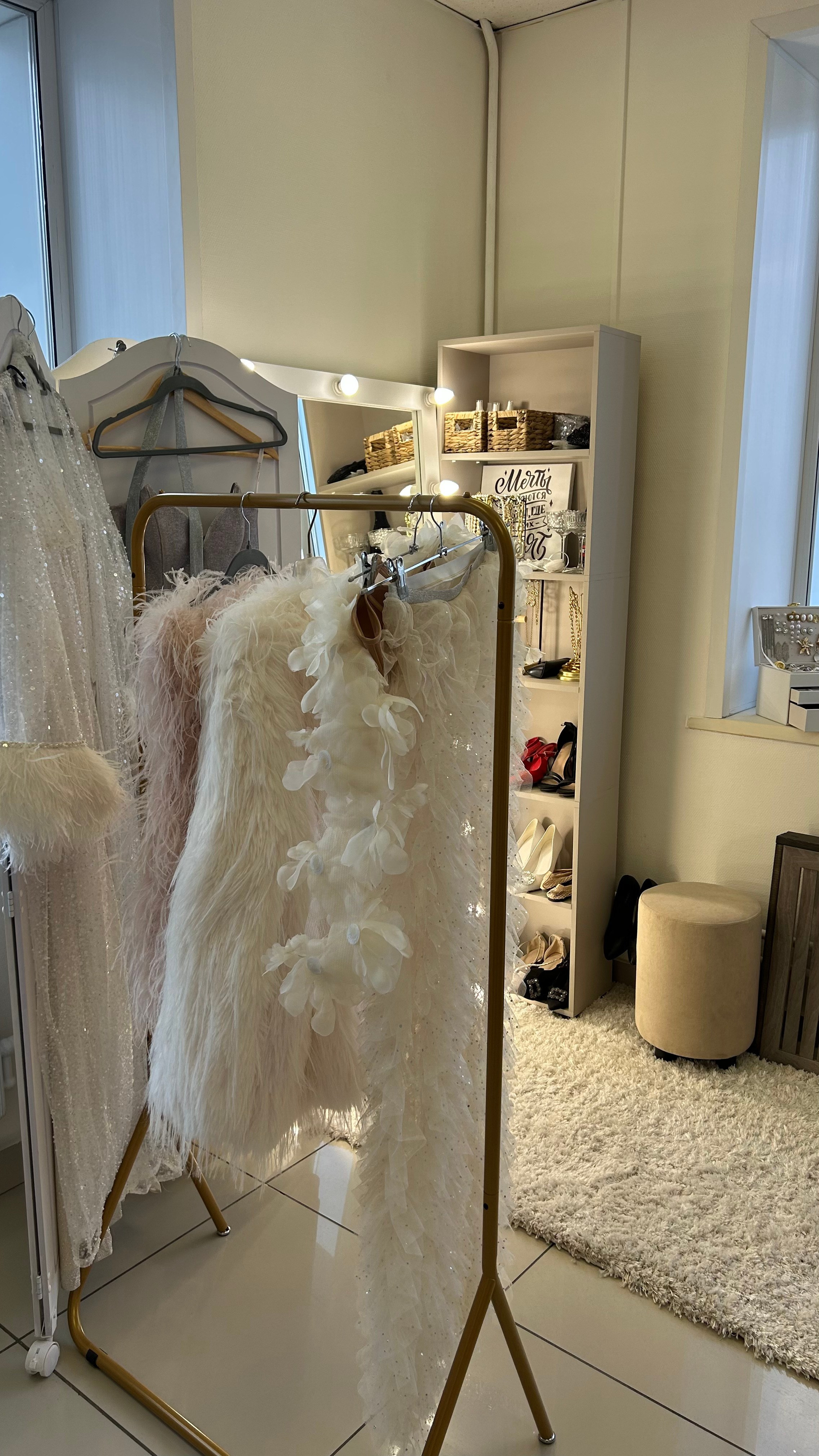 Прокат одежды для фотосессий. Главная страница