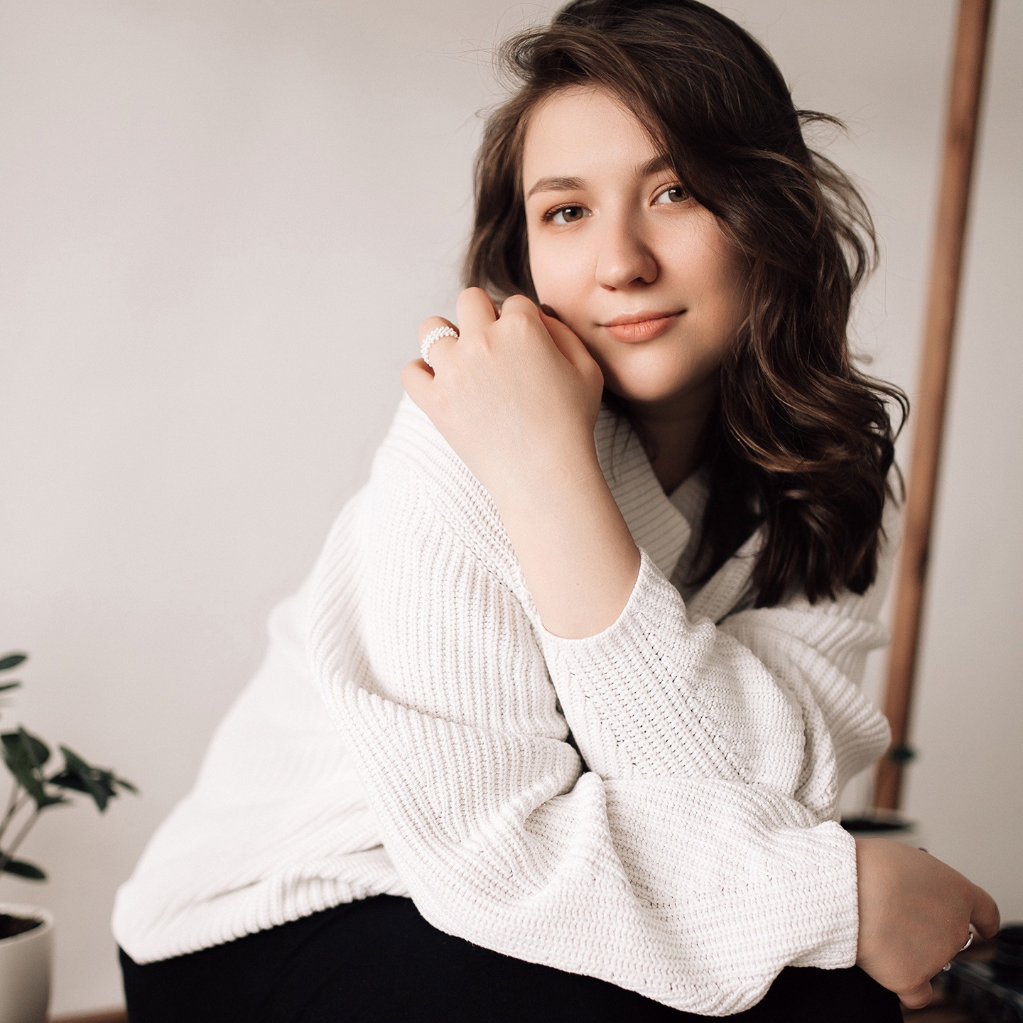 Контакты. Фотограф Яна Каменькова l Омск