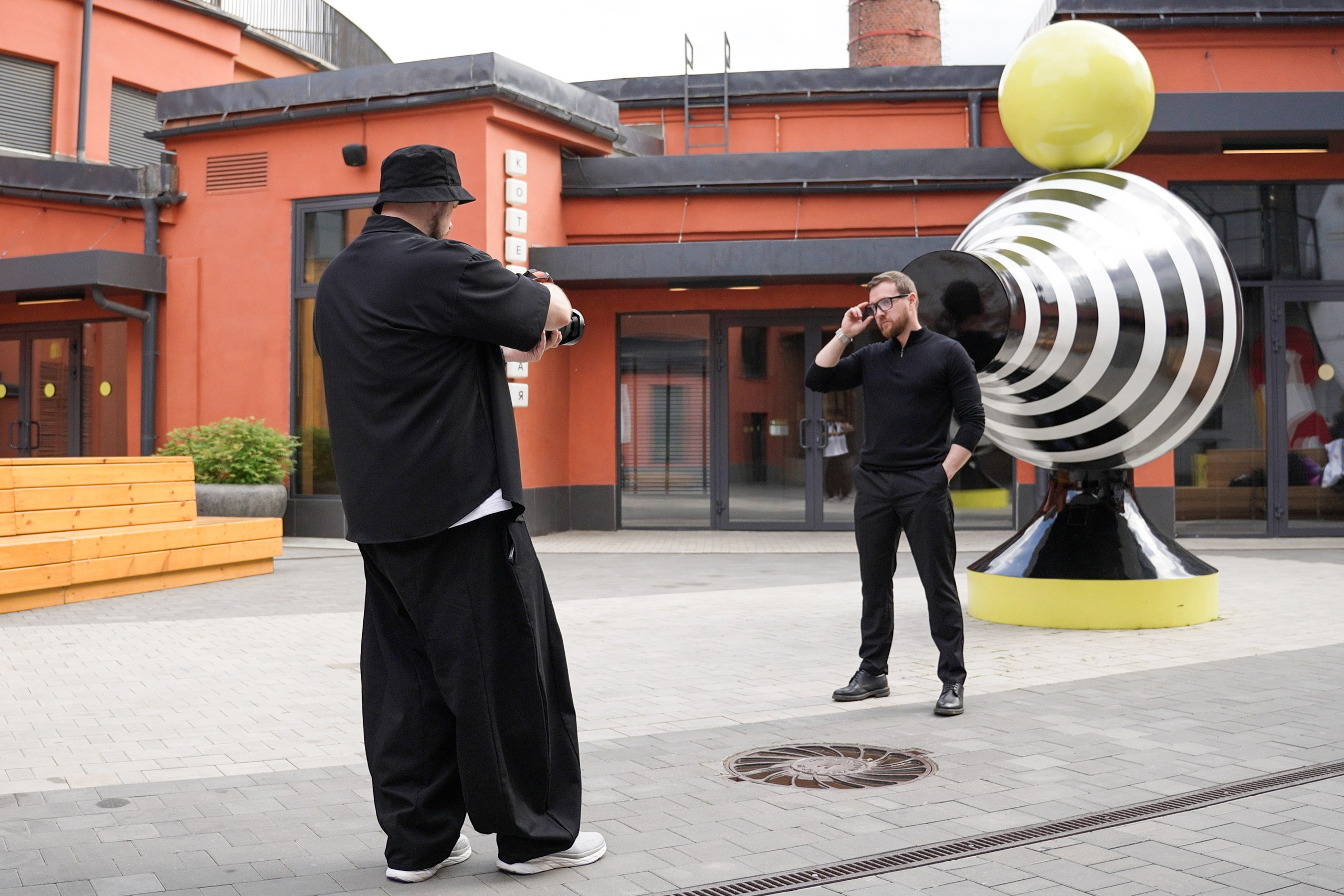 Мужские фотосессии для сайтов знакомств в Москве. Портретный фотограф Павел Бахирев. Москва