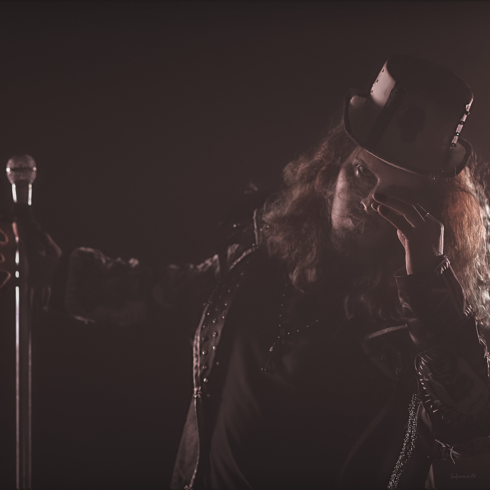 Фотосессия в эксклюзивных костюмах