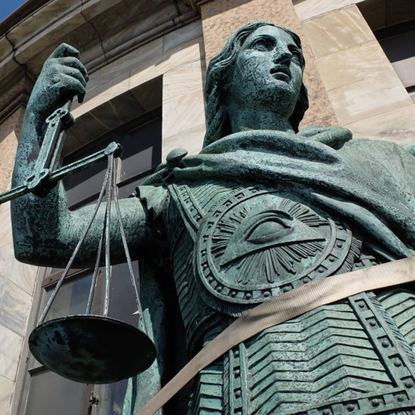 Услуги (2). Элина Ямушева гид по Санкт-Петербургу