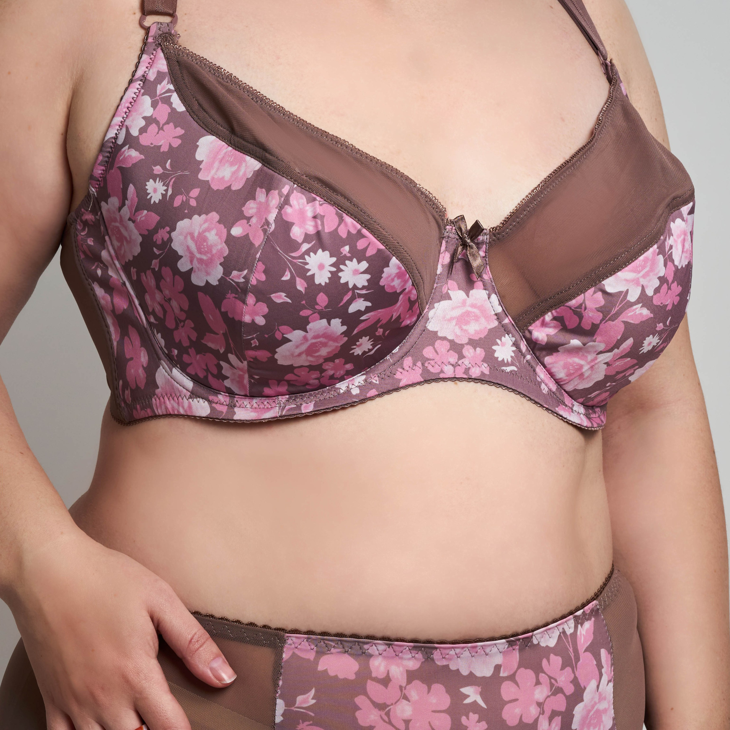 Каталог. Нижнее белье plus size