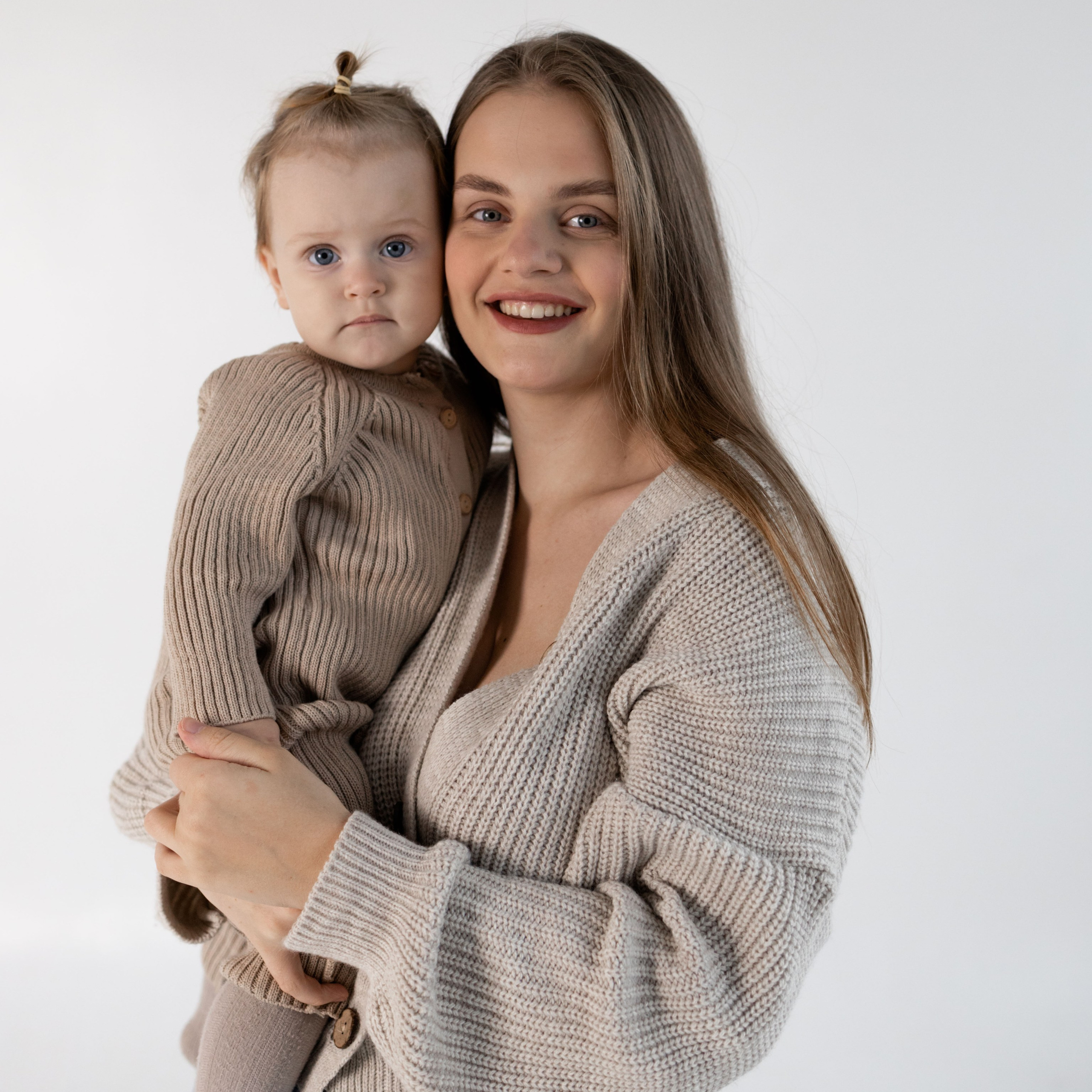 Контакты. Фотограф Дарья Соколовская