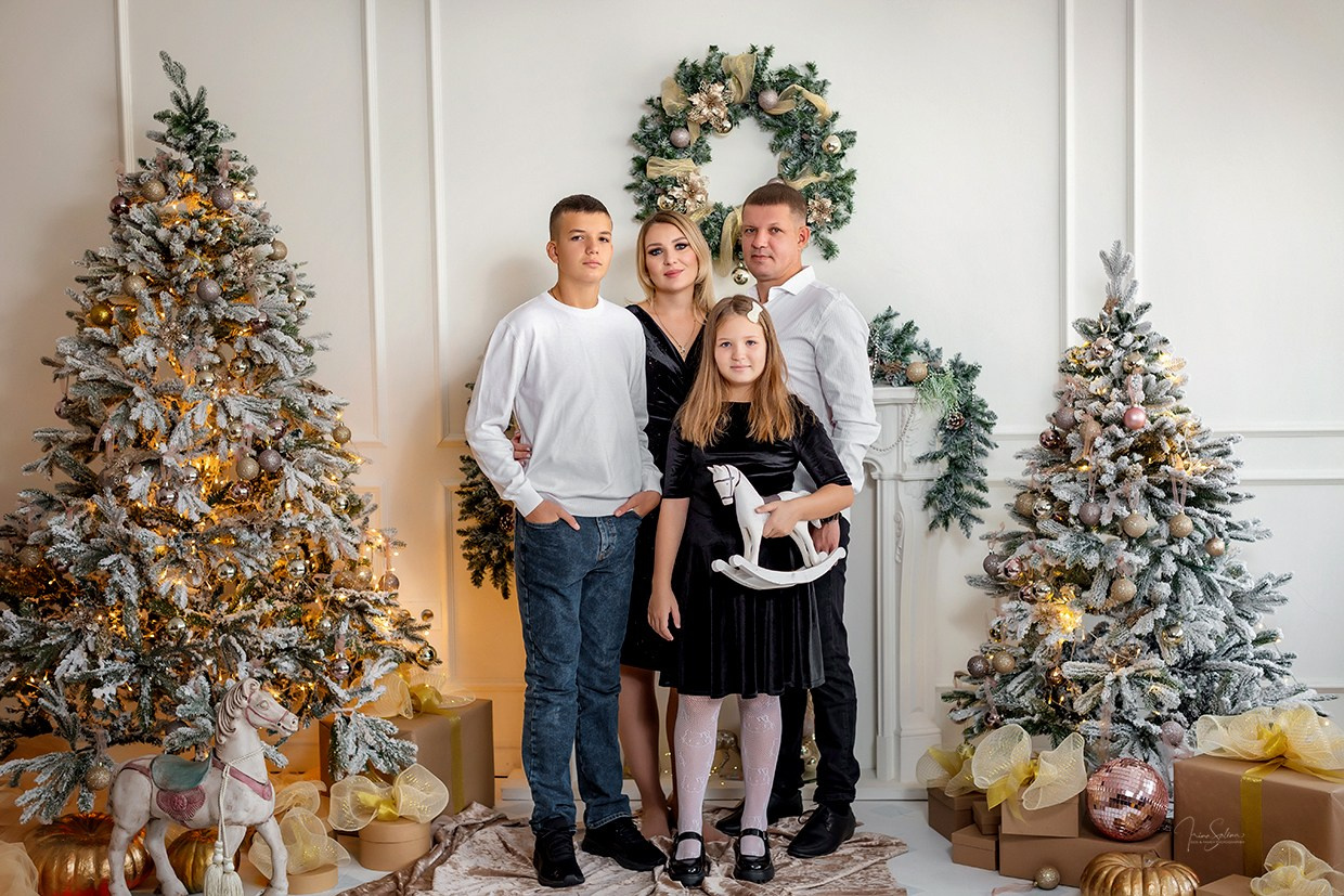 Новогодние фотосессии в студии Парадная. Детский и семейный фотограф в Екатеринбурге