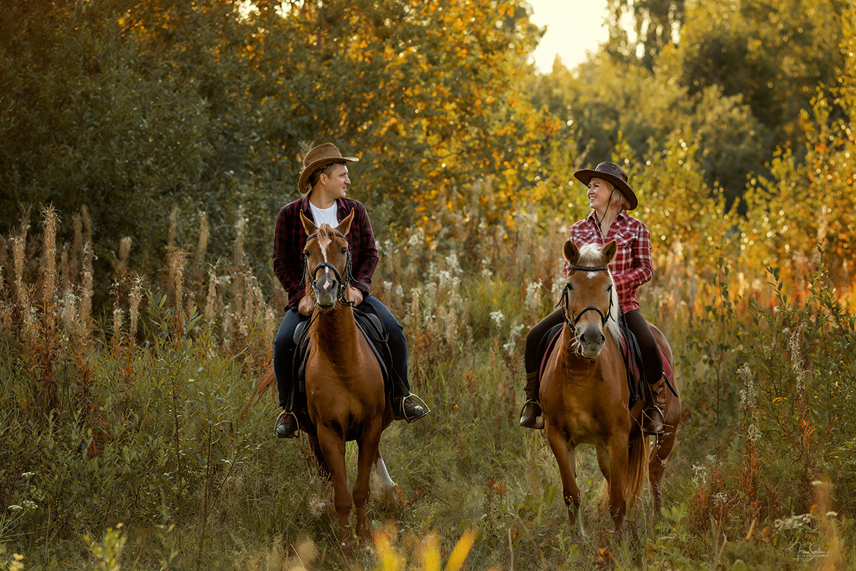 Семейная фотосессия и лошадки. Детский и семейный фотограф в Екатеринбурге