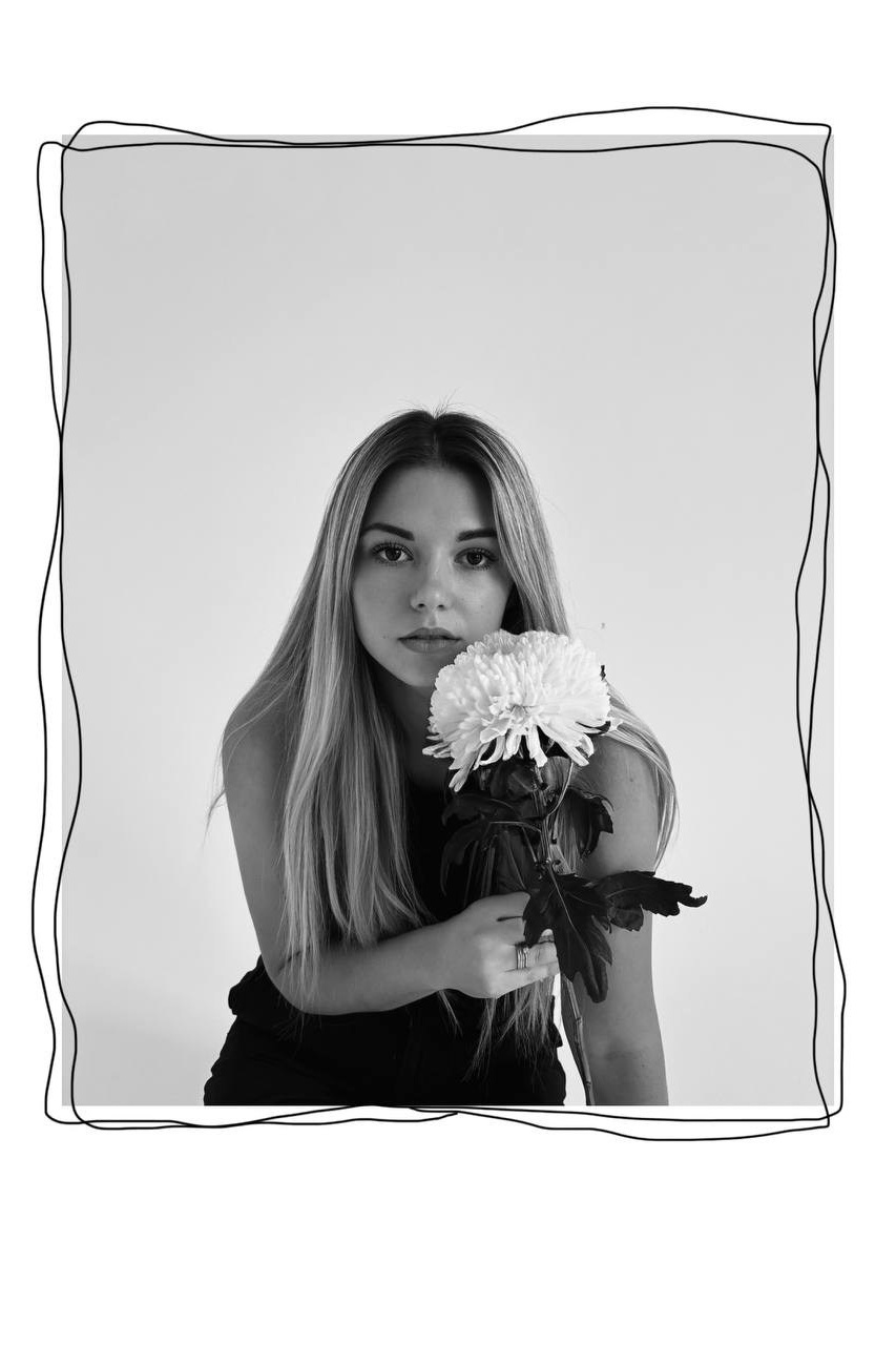 Женский фотограф в Москве Уварова Анастасия