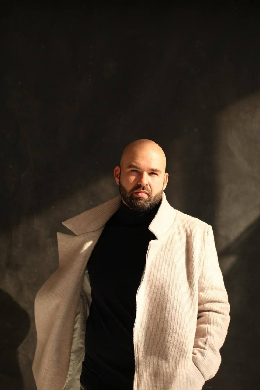 ПОКАЗ 12.10.25. Модельер Евгений Бременев