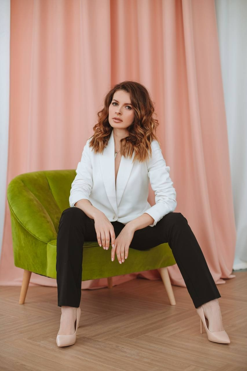 CONTACT. Свадебный, репортажный, семейный фотограф Елена Брюхова