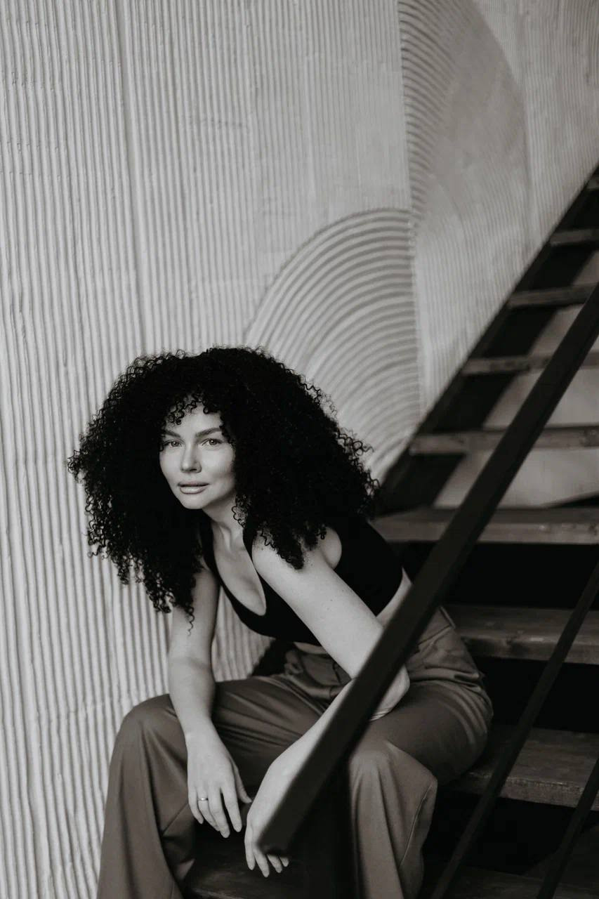 Контакты. Не смотри на других, смотри внутрь себя