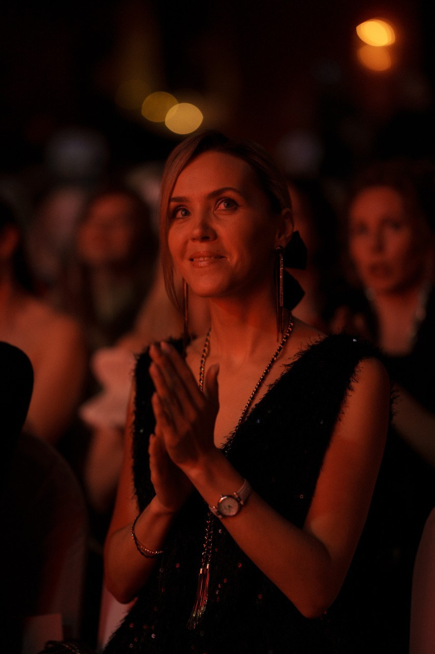 Вручение награды в Питере. Детский и семейный фотограф в Павлодаре Оксана Солей. Школа моделей