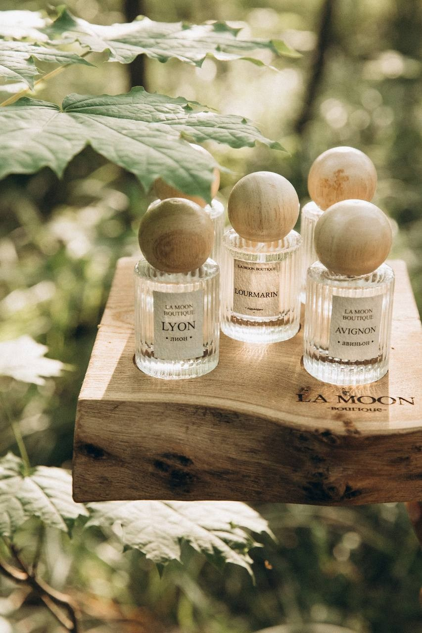 • La Moon boutique •