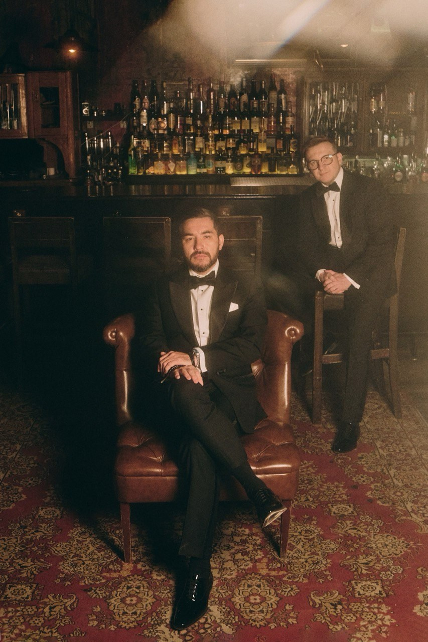 Дуэт ведущих Максим Дамир