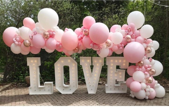 Свадебная фотозона. Студия праздничного декора