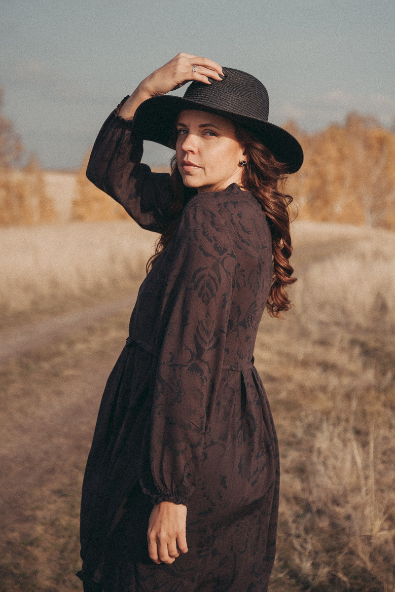 Обо мне. Фотограф в Барнауле Дарья Бутурлакина. Люби.Цени.Касайся