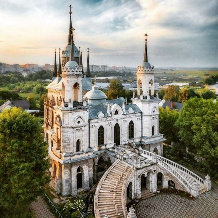 Красивые локации для фотосесий в Москве. Женский фотограф в Москве