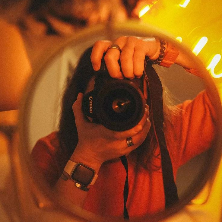 Контакты. Александра Мельниченко/ Бегающий фотограф