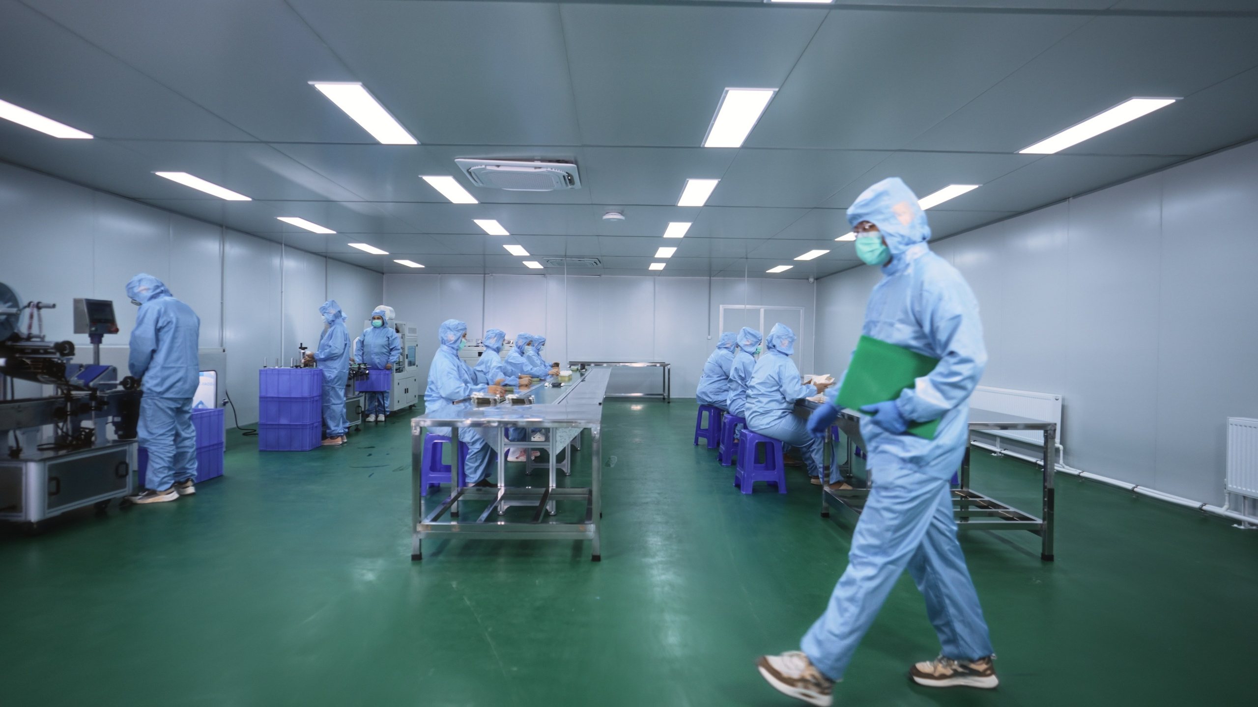 Корпоративные фильмы и презентации. Заказать видео о компании. Видеосъемка — Продакшн полного цикла — Услуги видеооператора в Пензе