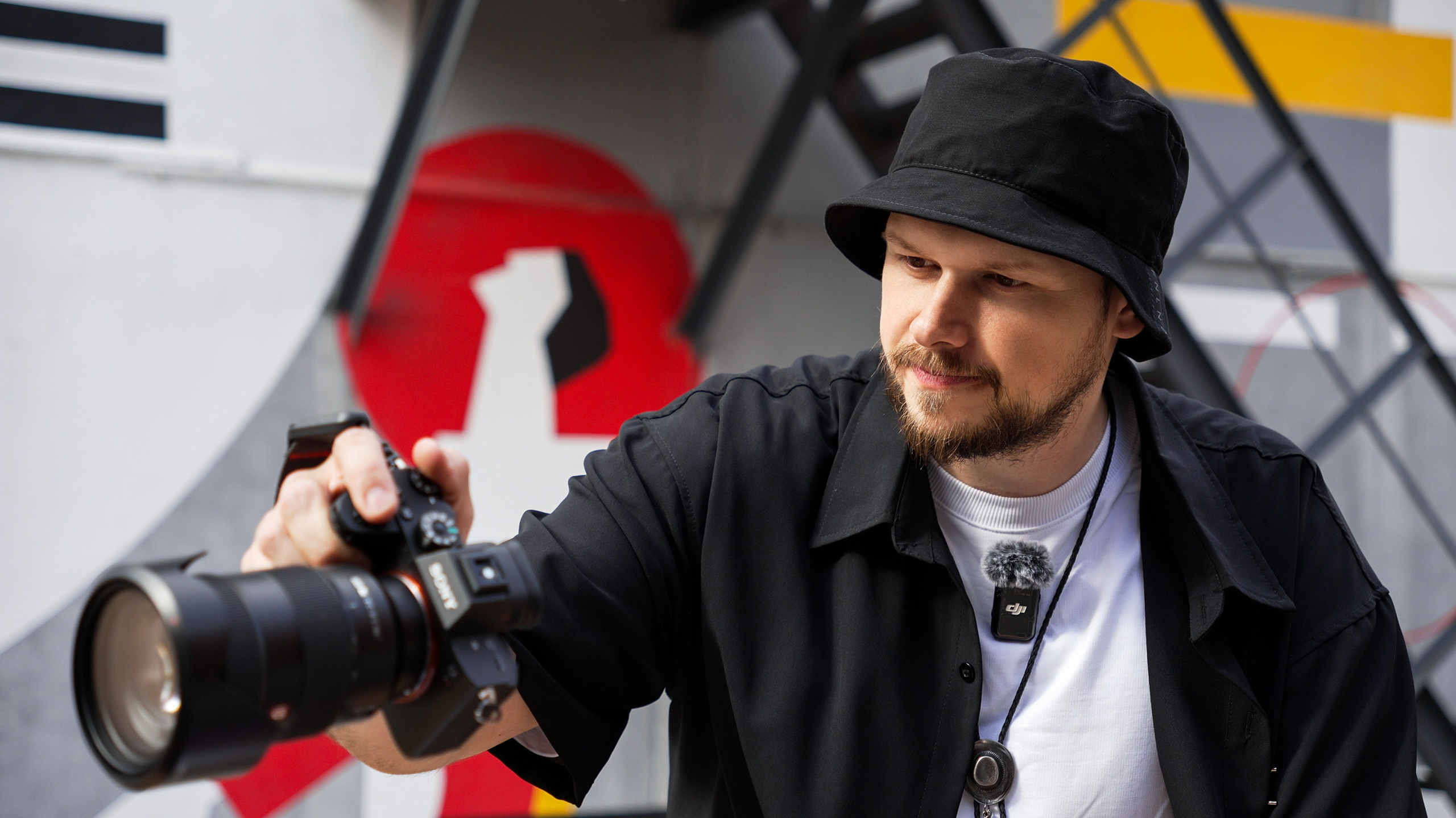 Контакты. Портретный фотограф Павел Бахирев. Москва