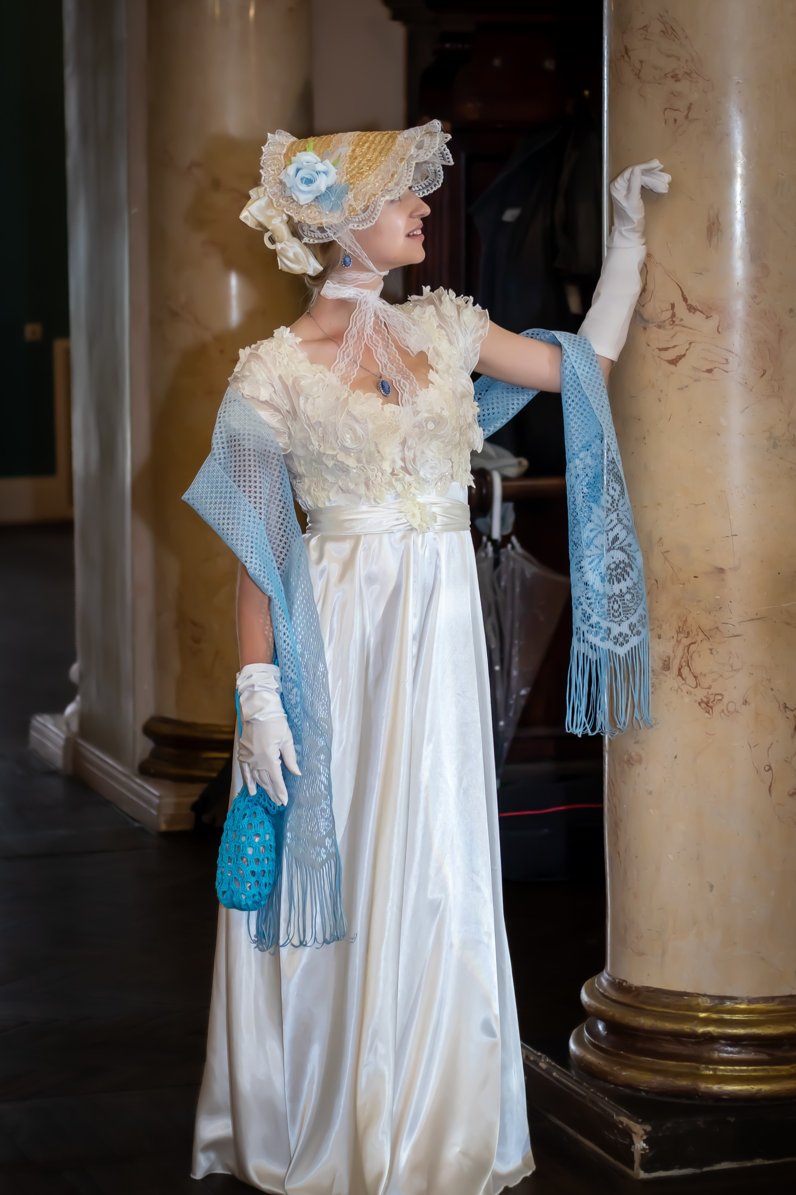 Тематическая фотосессия «Ампирный бал » в историческом образе в колонном зале — фотограф Карасёва Елена, Москва