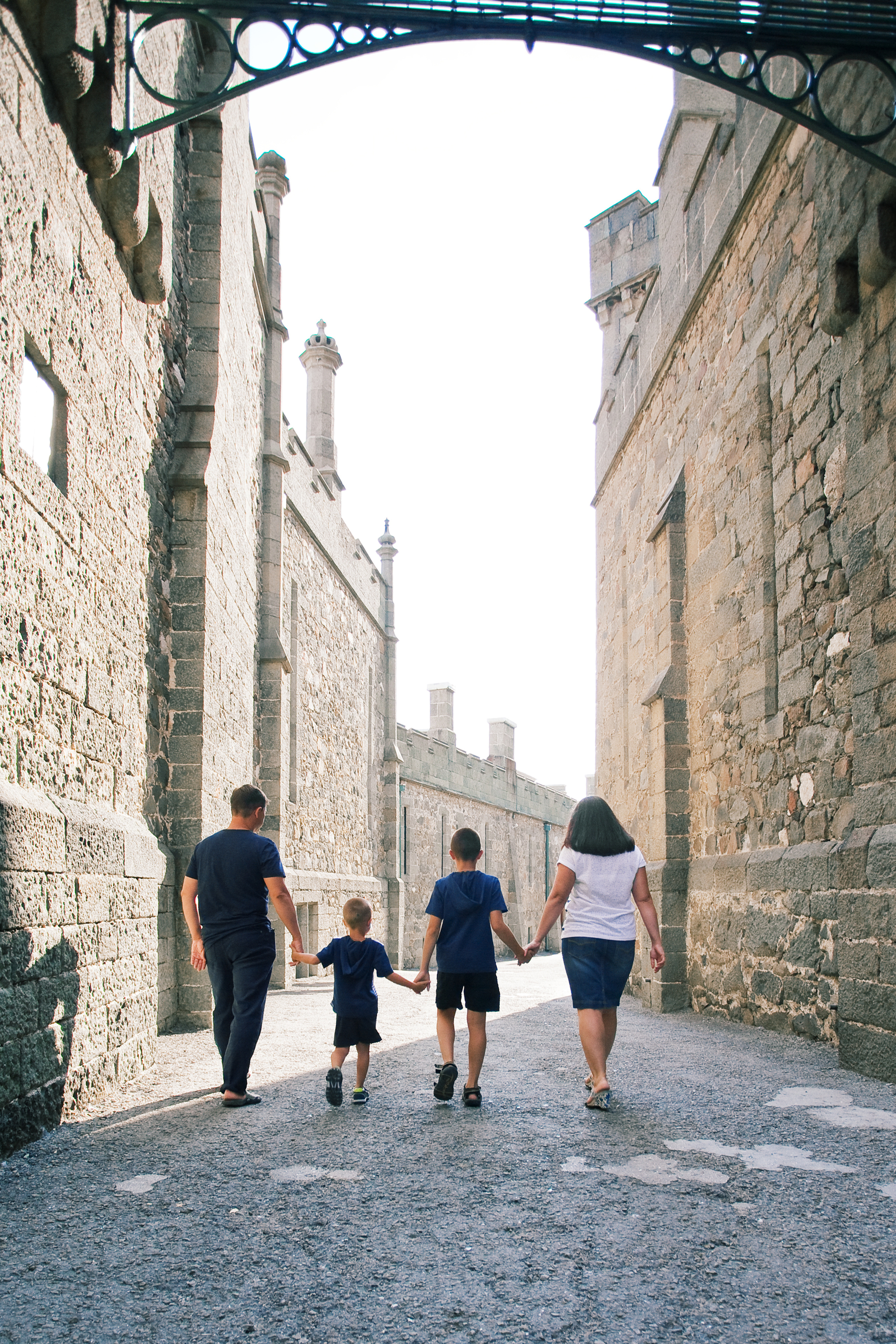 Фотосессия в парке Воронцовского дворца. Профессиональный фотограф в Ялте — Вячеслава Калинина