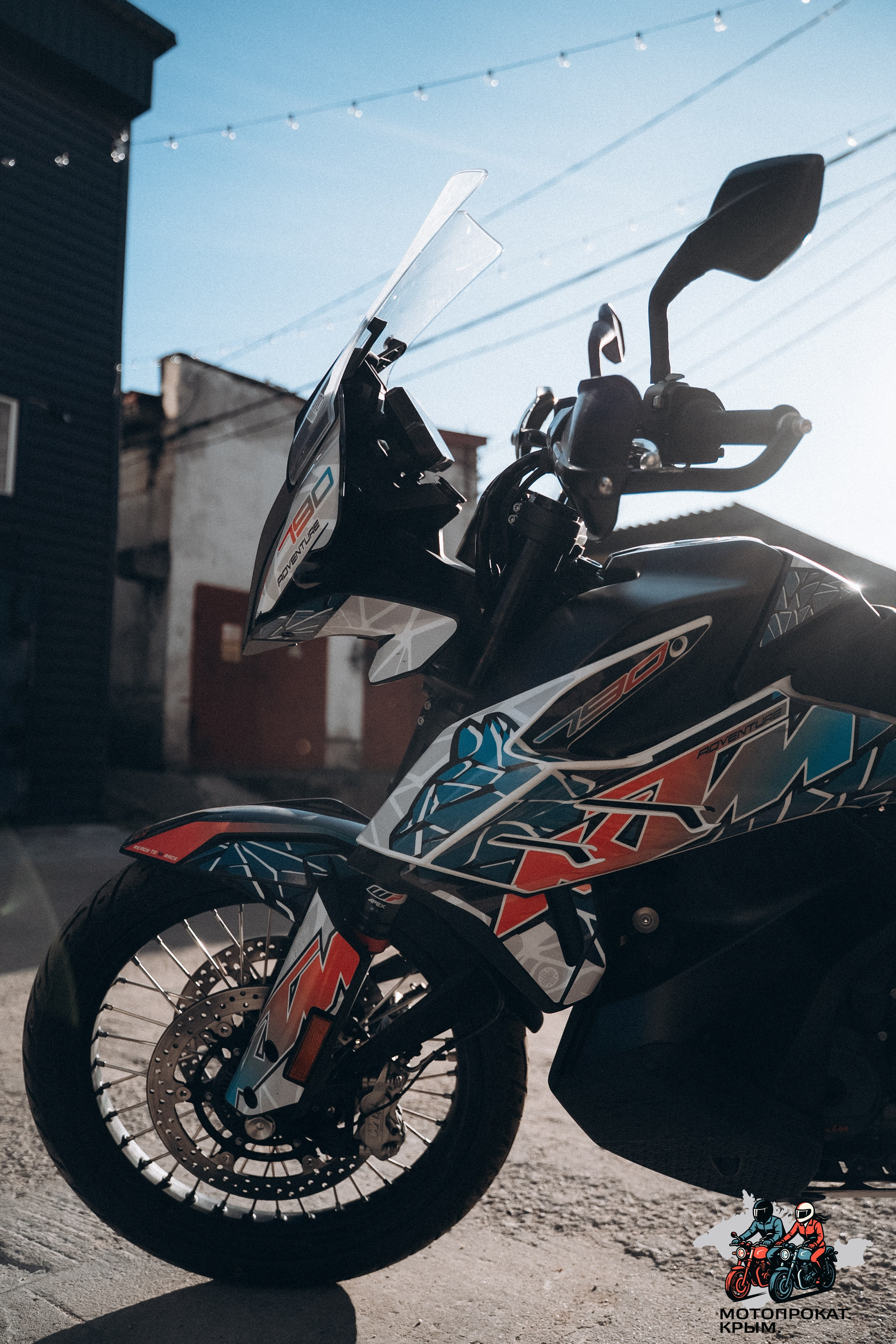 Мотоцикл KTM 790 Adventure. Мотопрокат Крым, Симферополь — Исследуй самые живописные дороги полуострова на отличном мотоцикле!