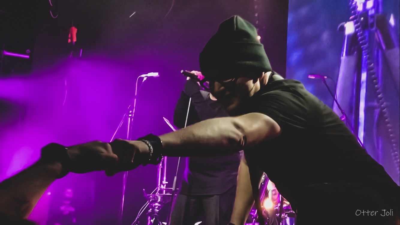 Живительный надрыв в честь 12-летия The Matrixx. Концертный репортёр Валерия Сафина