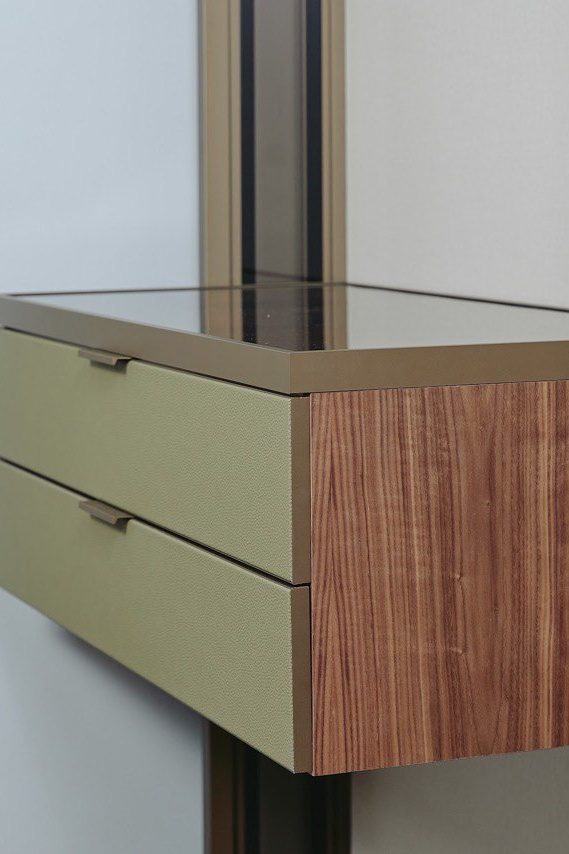 Black Raven. Elizarova Design Studio