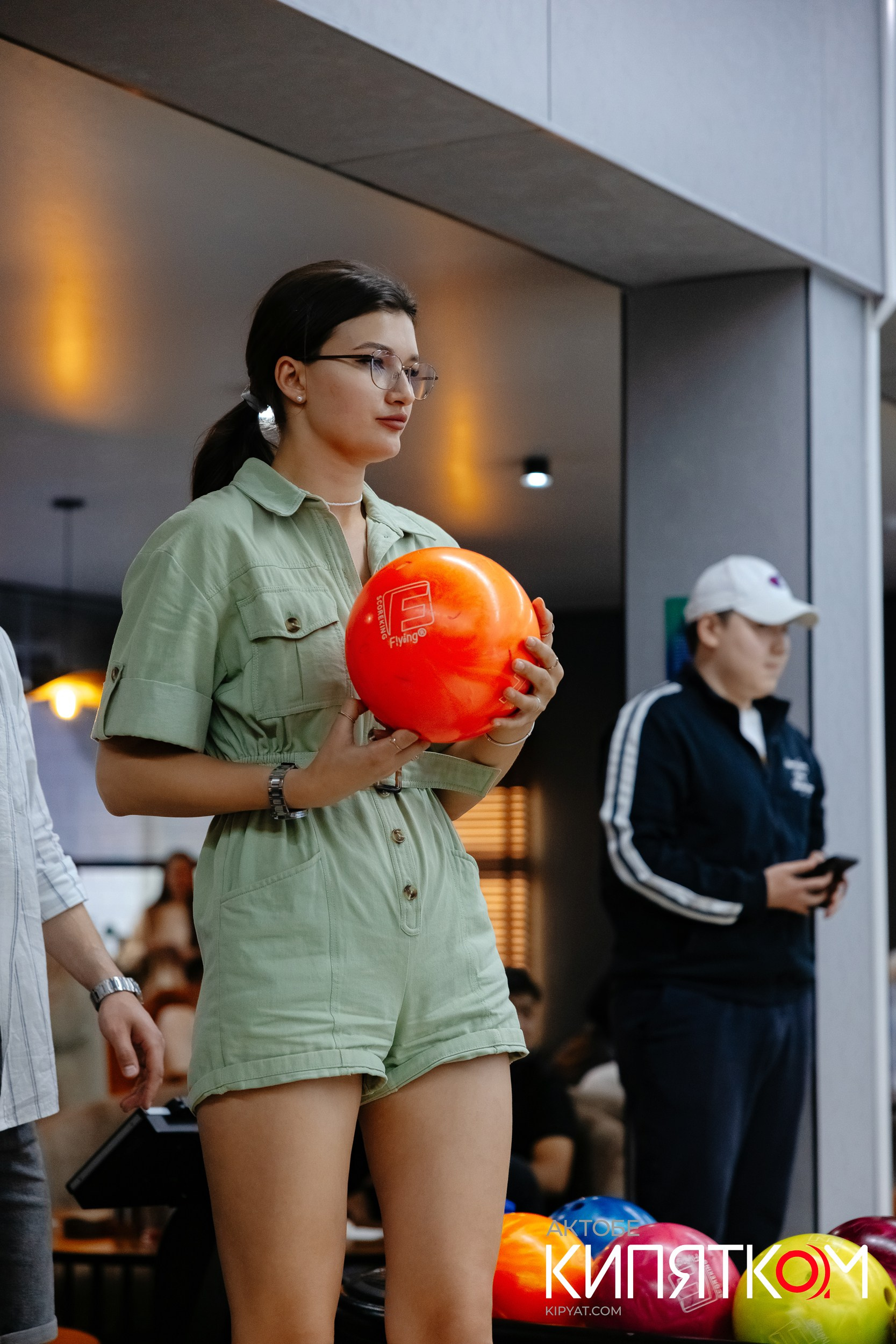 «Point bowling bar». Актобе Кипятком