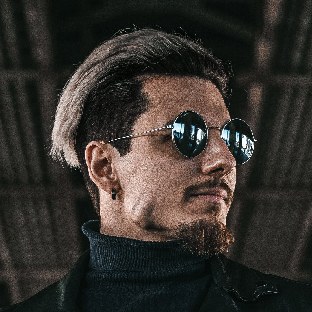 Контакты. Фотограф Москва Денис Косых — портреты, йога, творческие съёмки