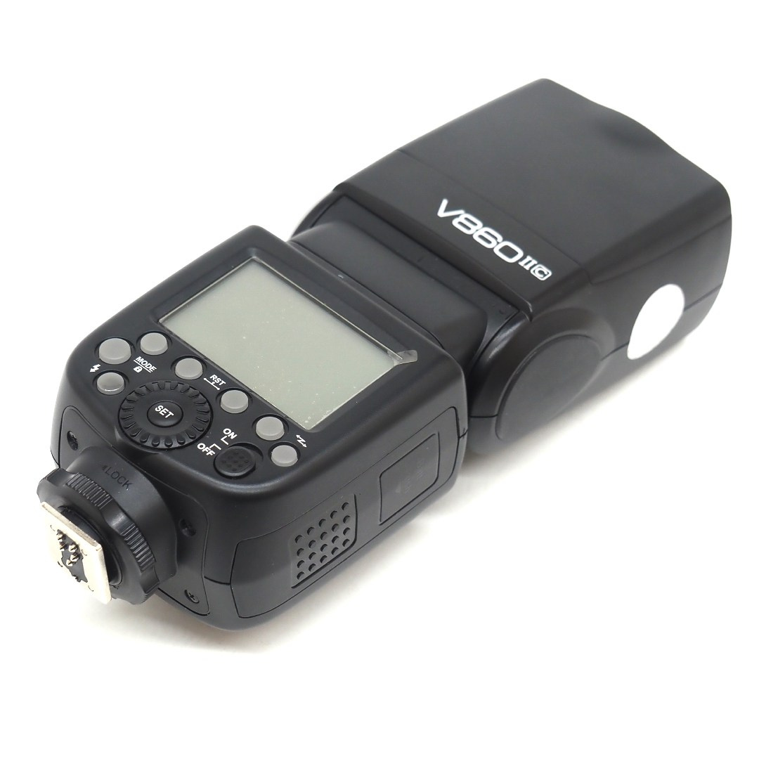 Вспышка накамерная Вспышка накамерная Godox Ving V860IIIC TTL для Canon. Свадебный видеограф и свадебный фотограф в Самаре Олег Слеб