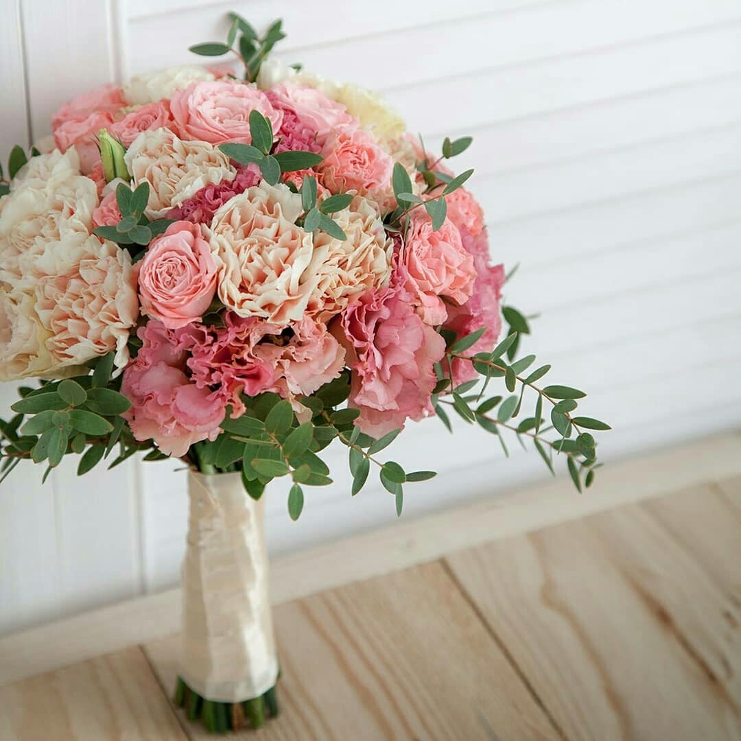 Букет невесты, свадебный букет от флориста Маргариты Гладковой. Флорист Маргарита Гладкова