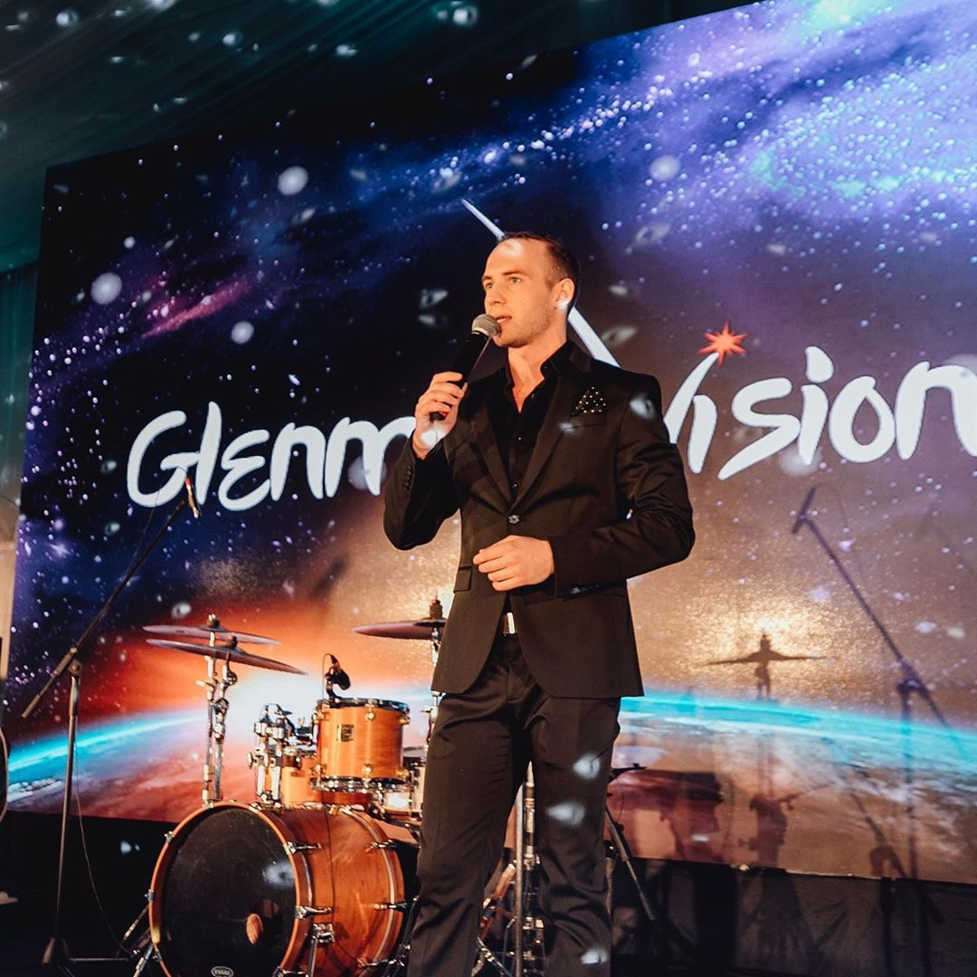 Ведущий на свадьбу в твери, ведущий на свадьбу тверь, свадьба тверь. Ведущий мероприятий Борис Третьяк