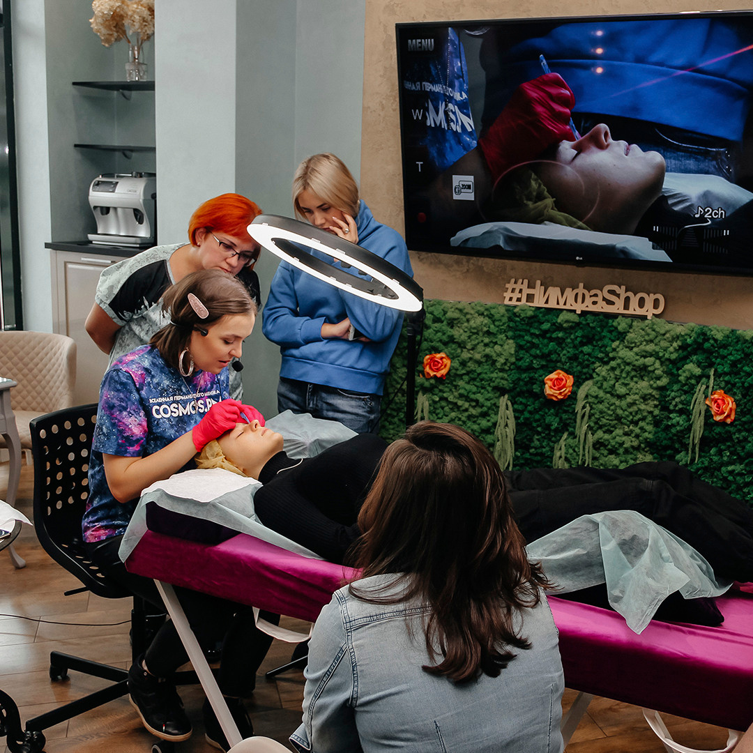 PM.COSMOS (Маргарита Вольхина, мастер перманентного макияжа). Свадебный и Семейный фотограф Свекрова Ольга