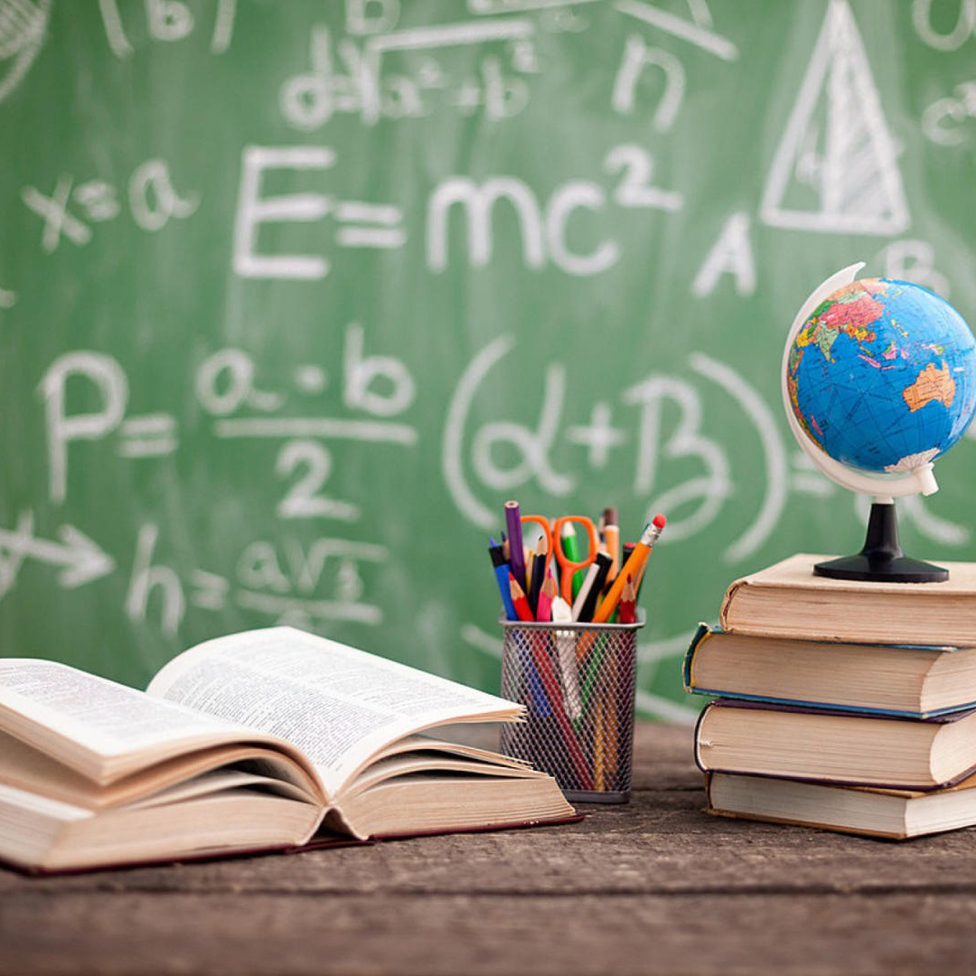 Выпускные фото-альбомы. Фотограф Алина Гашникова