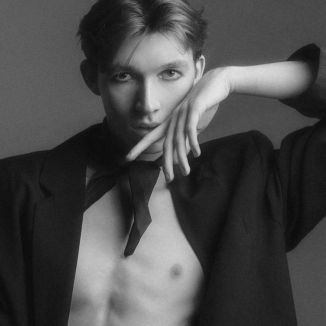 Услуги. Павел Померанцев