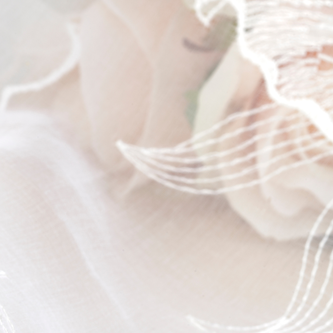 Уникальные ароматы. Индивидуальный аромат для свечей. Свечи и саше из гипса. PARFDESIGN — премиальные аромасвечи, свечи-цветы, аромадиффузоры и аромасаше под вашим брендом под ключ. Производство от 2-х дней