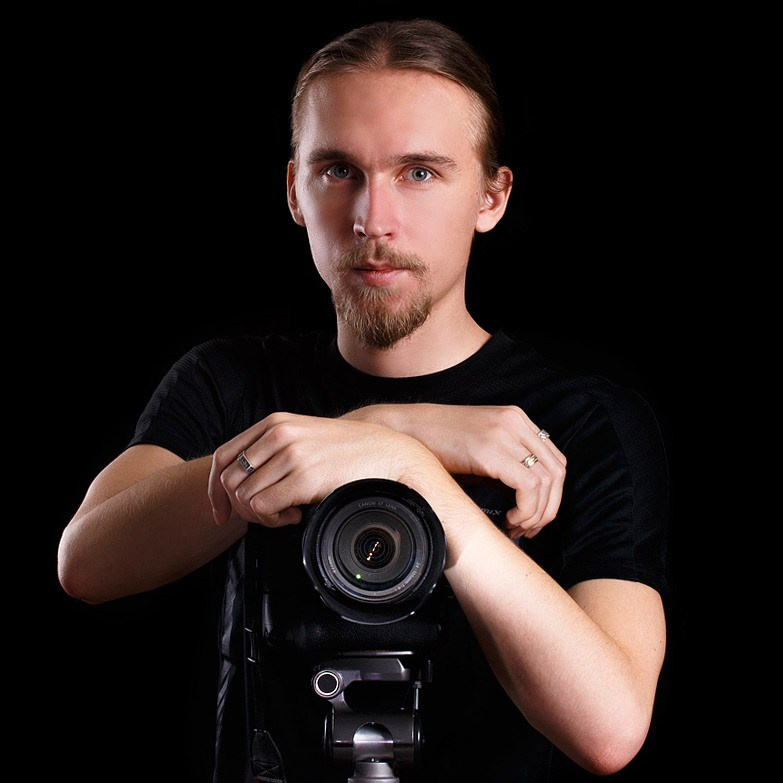 О фотографе. Рекламный и предметный фотограф Марченков Антон