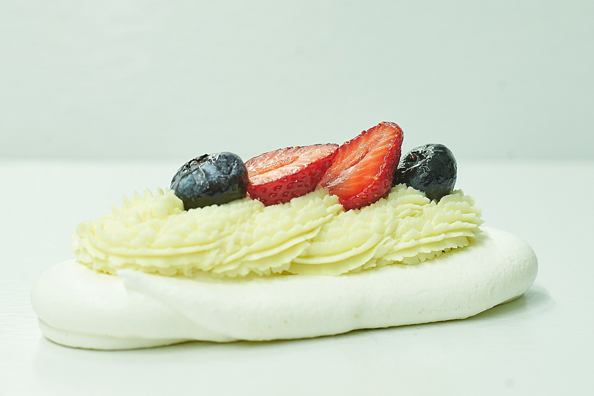 Эксклюзивные кондитерские изделия премиум-сегмента. ЭКЛЕРНАЯ ЕЛЕНЫ ТОКАРЕВОЙ