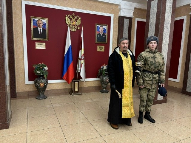 Совершено освящение внутренних помещений института войск Национальной гвардии. Северное благочиние Саратовской епархии