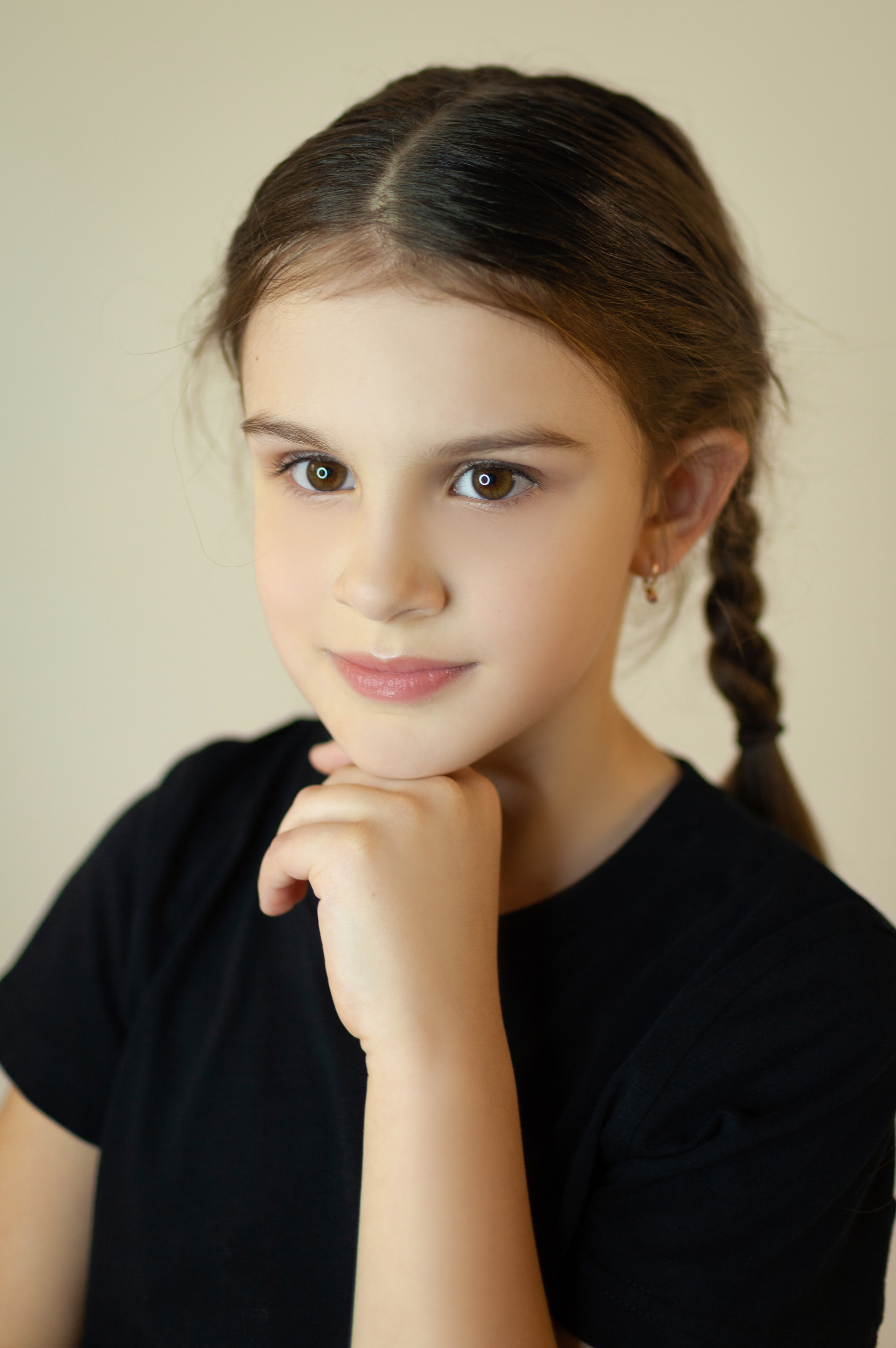 База моделей. Модельное Агентство Alma Model Management