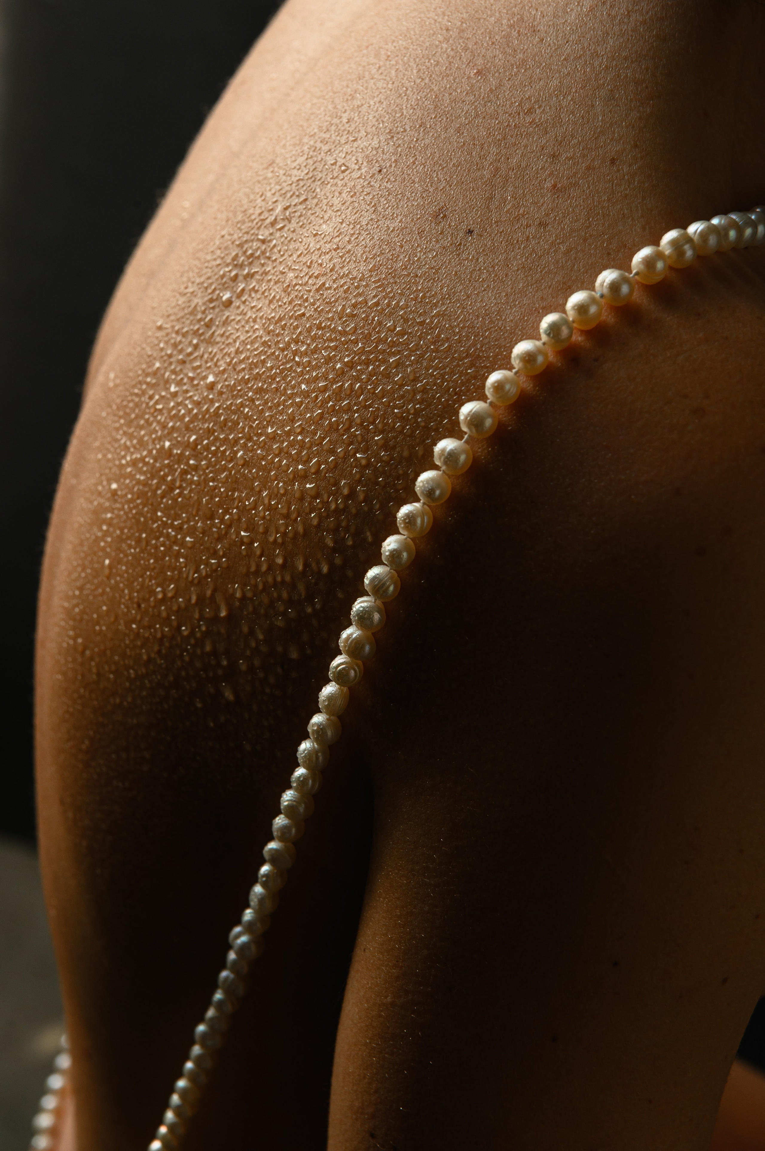 Художественная фотография о женственности и внутренней глубине