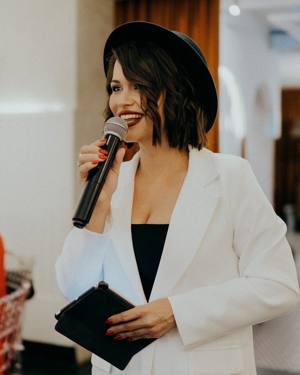 Ведущая Наталья Бойчук. Проведение свадьбы в Москве и Подмосковье. Свадебная ведущая. 