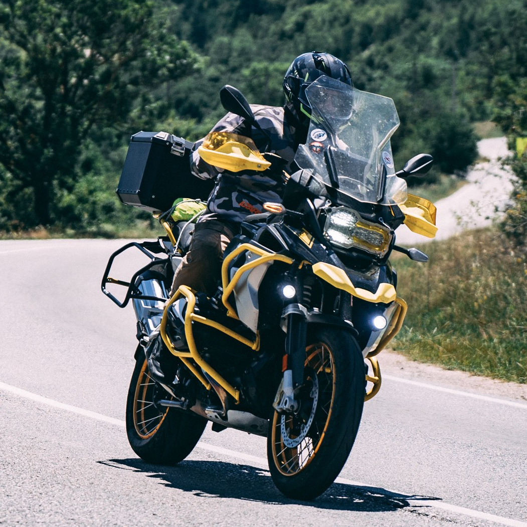 Рекомендуемые инструктора. Занятия по безопасному управлению мотоциклом Владимир Оллилайнен