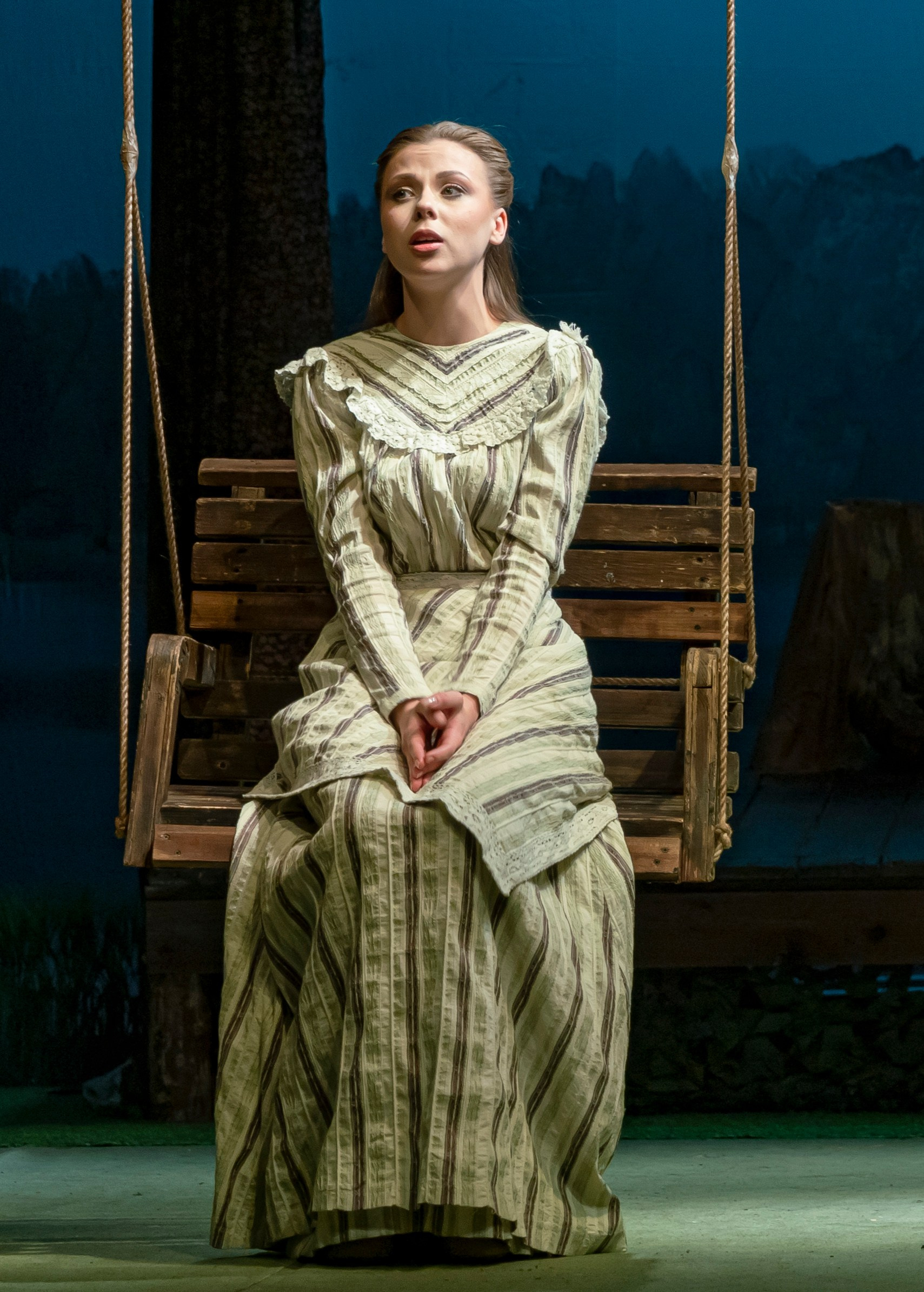 На сцену пермского театра «У Моста» вернулся обновленный спектакль Сергея Федотова «Чайка» по классической пьесе Чехова. Журнал о самом особенном. Пермь и Пермский край