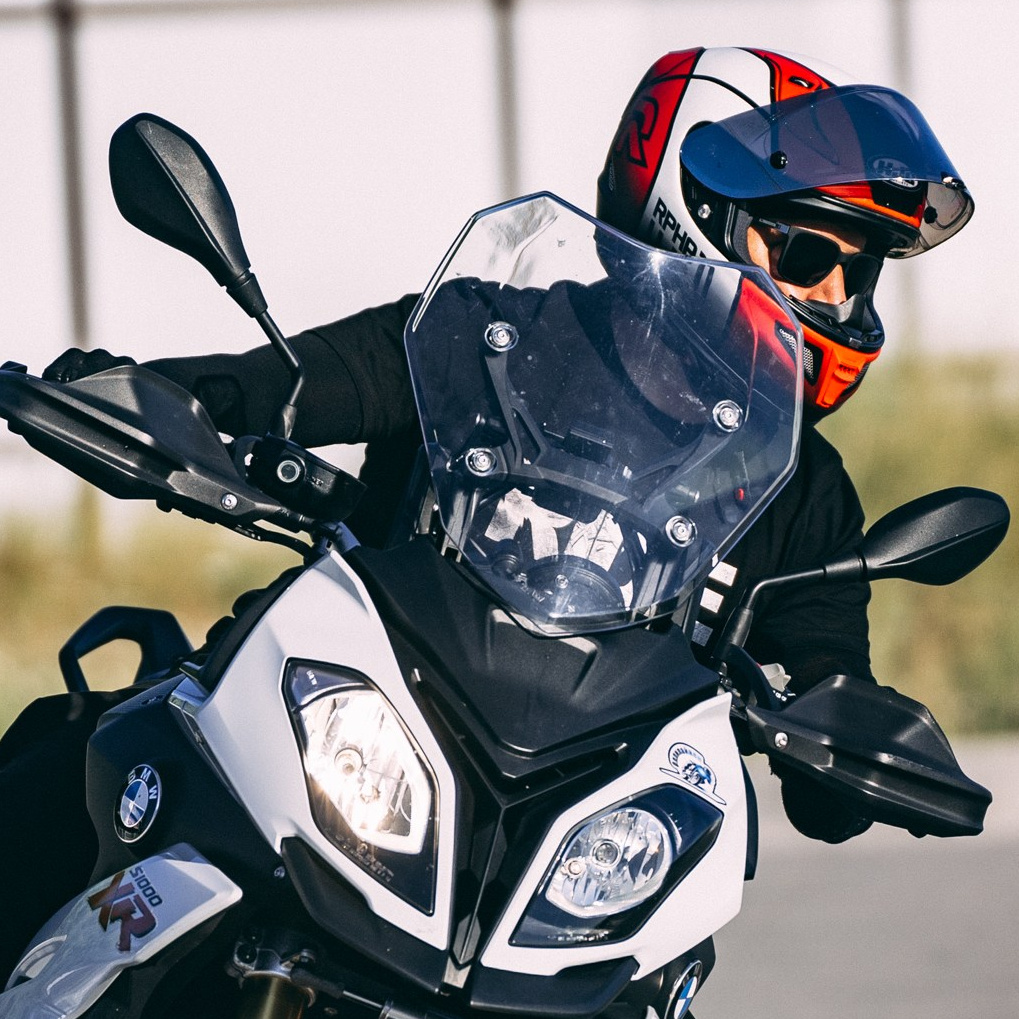 Рекомендуемые инструктора. Занятия по безопасному управлению мотоциклом Владимир Оллилайнен