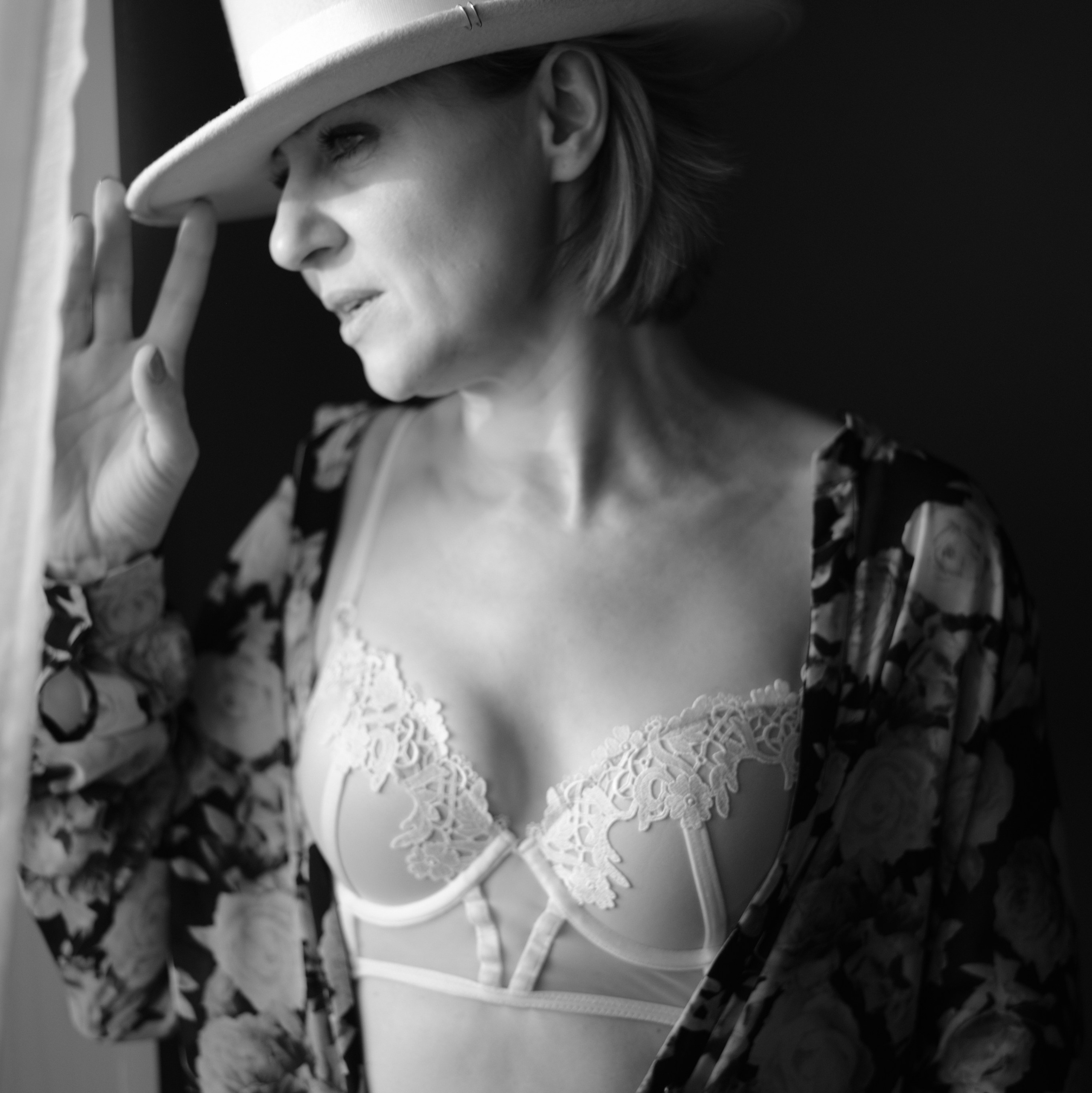 Контакты. Портретный и репортажный фотограф в Санкт-Петербурге Алексей Гончаров